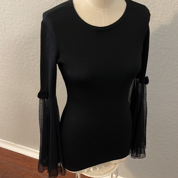 Ivoire de Laurence Sexy Evening Sweater - Picture 7 of 8